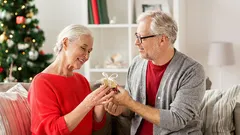 Proč moudří lidé, zejména starší, přestávají slavit narozeniny