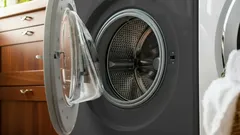 Proč byste nikdy neměli nechávat dvířka pračky otevřená – tohle by měl vědět každý