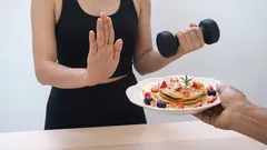 Je pravda, že cvičení nalačno je účinnější na hubnutí?