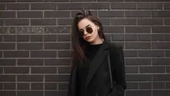 Je to víc než jen styl: Co podle psychologie vypovídá o lidech, kteří stále nosí černou